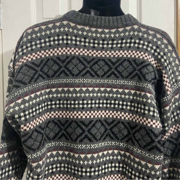 Cricketer Men Acrylic wool blend long sleeve knit crew neck sweater. Size L. Use - Picture 4 of 7